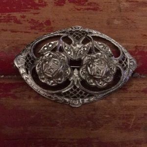 Vintage Silver Tone Brooch/Pin, Floral Design Cute